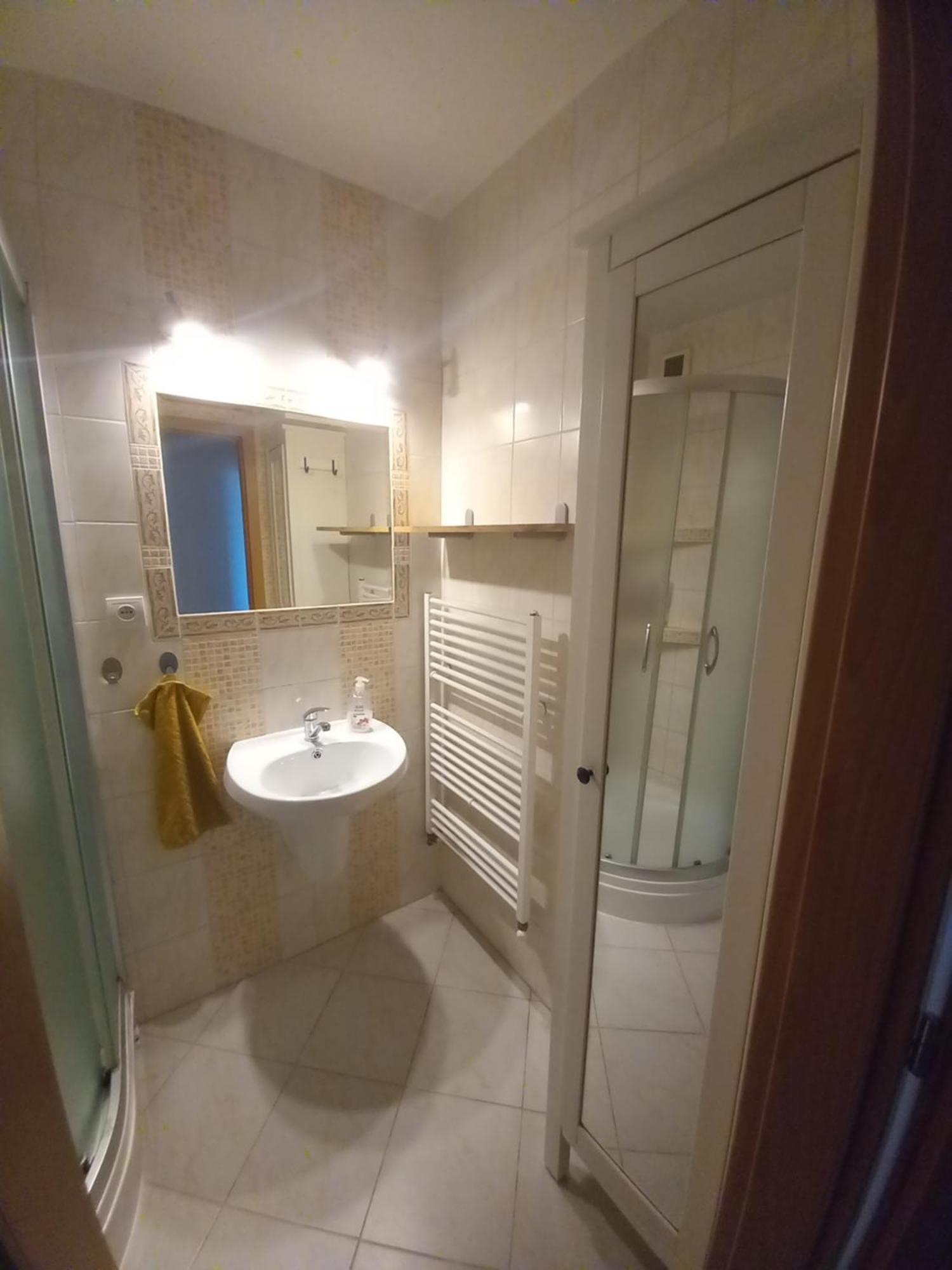 Apartman Lienka Free Parking City Centre Trencin Luaran gambar